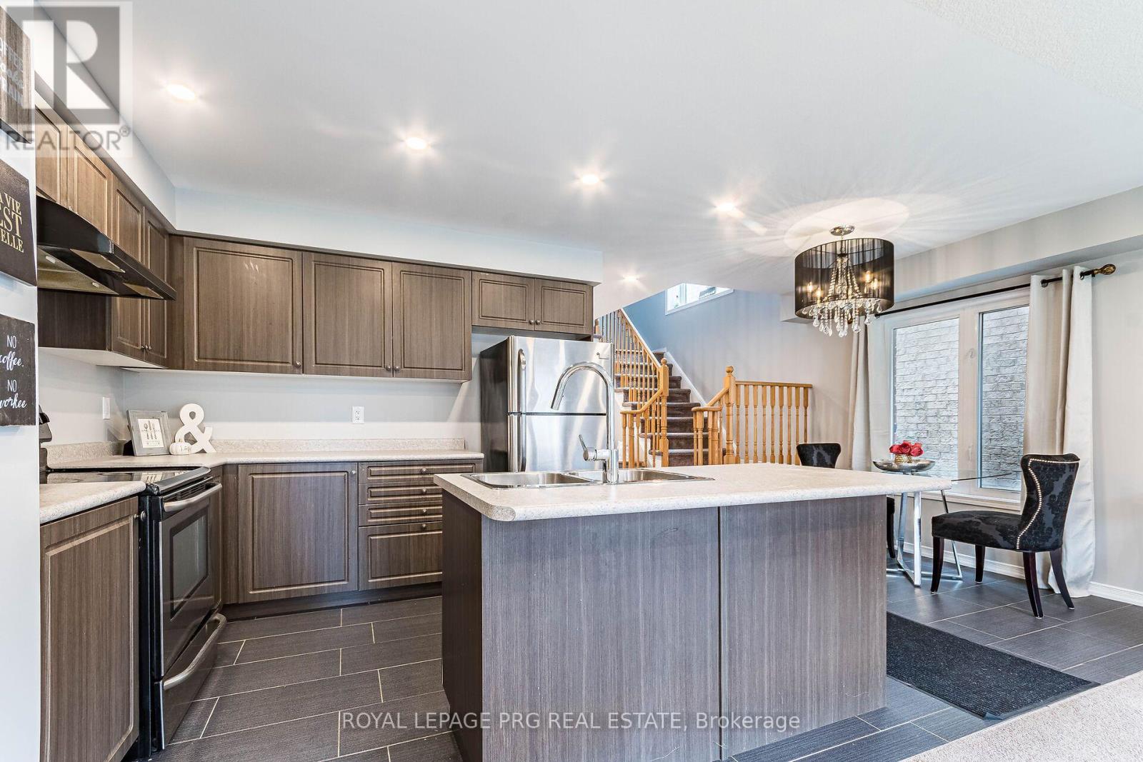 7718 Buckeye Crescent, Niagara Falls, Ontario  L2H 2Y6 - Photo 9 - X13578452