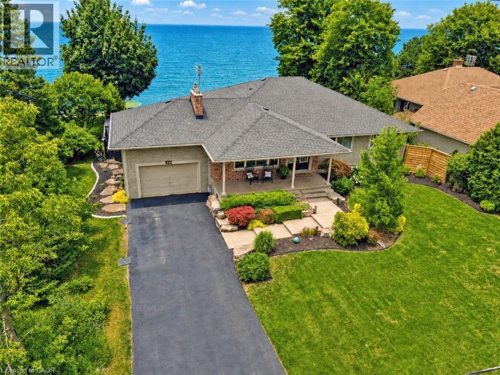 42 LAKESIDE Drive, Grimsby, Ontario