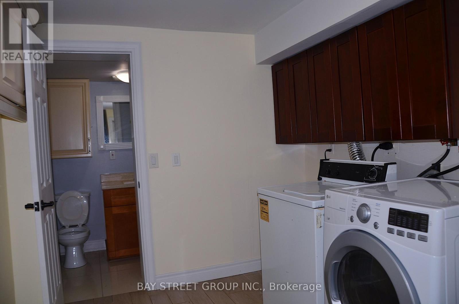 58 Alanbull Square, Toronto, Ontario  M1V 4M1 - Photo 6 - E13575364