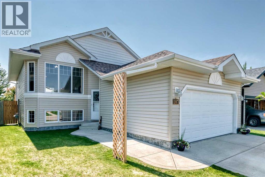 107 Landry Bend, Red Deer