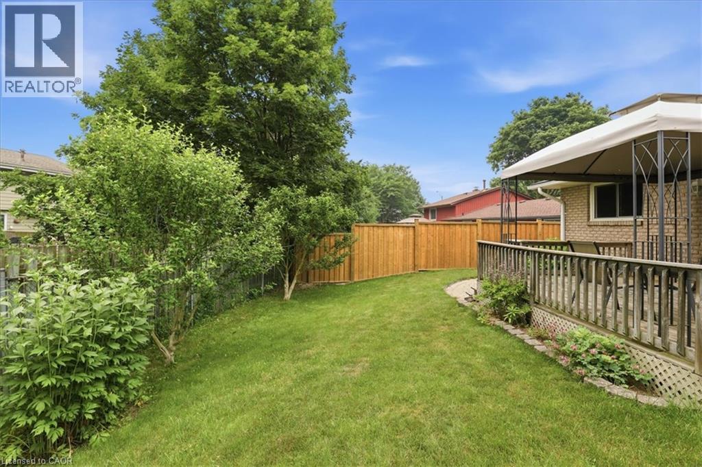 327 Grangewood Drive, Waterloo, Ontario N2K 2E4 - Photo 36 - 40846494
