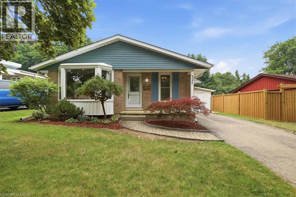 327 GRANGEWOOD Drive, Waterloo, Ontario
