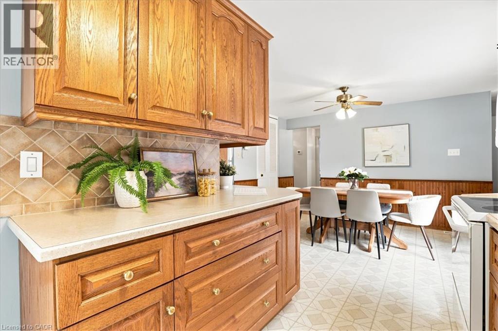 327 Grangewood Drive, Waterloo, Ontario N2K 2E4 - Photo 10 - 40846494