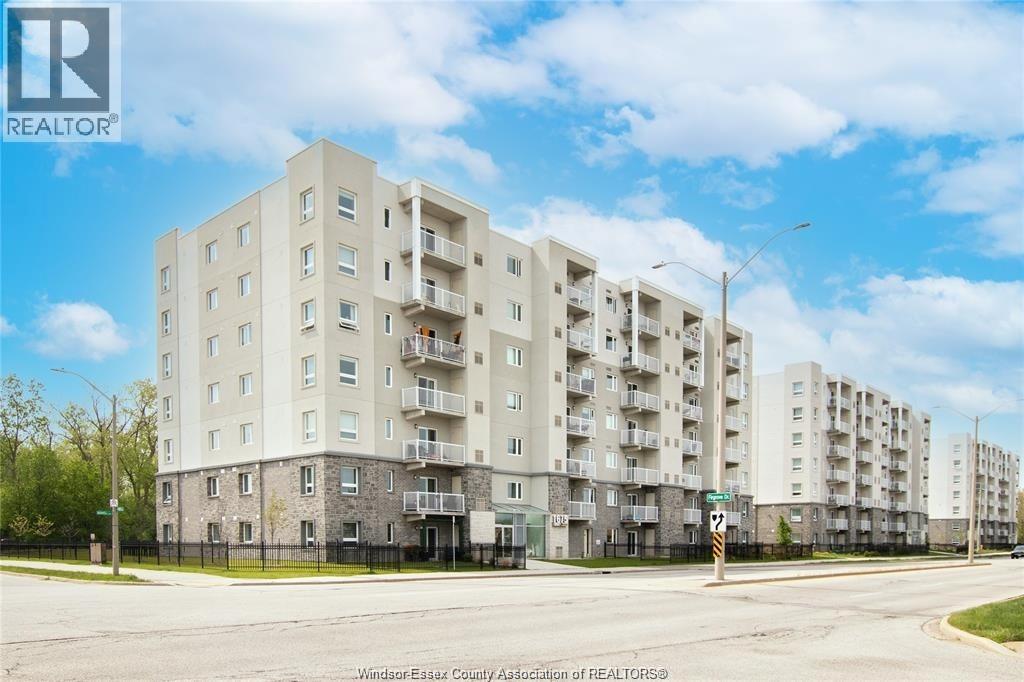 MLS# 26017320: 1675 BANWELL Unit# 202, Windsor, Canada