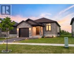 2296 CREWSON COURT, Cornwall, Ontario