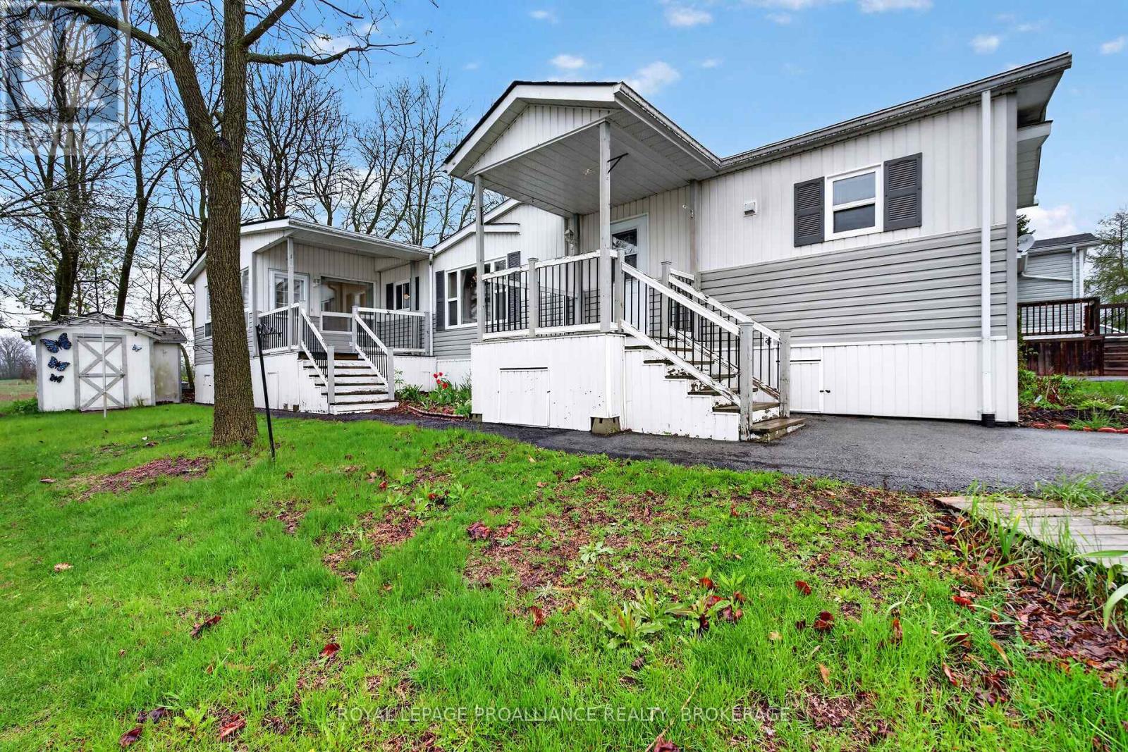 1 Elm Street, Greater Napanee, Ontario K7R 0E9 - Photo 2 - X13578732