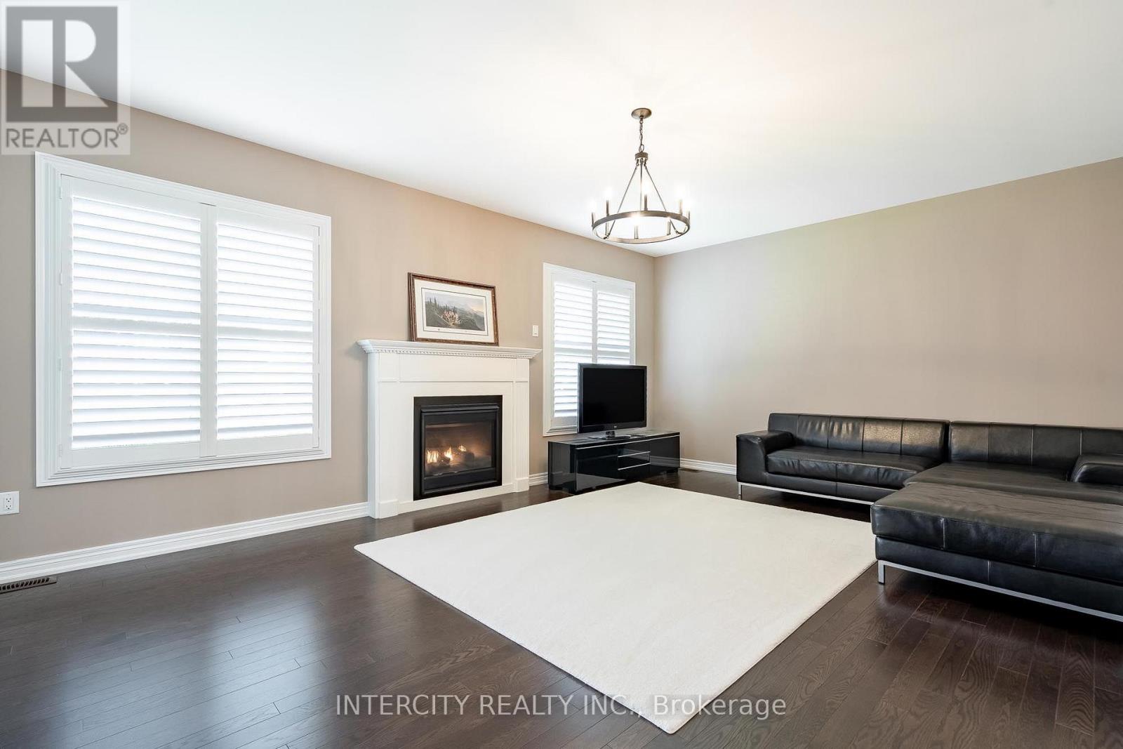 6 Flay Court, Innisfil (Cookstown), Ontario  L0L 1L0 - Photo 16 - N13578602