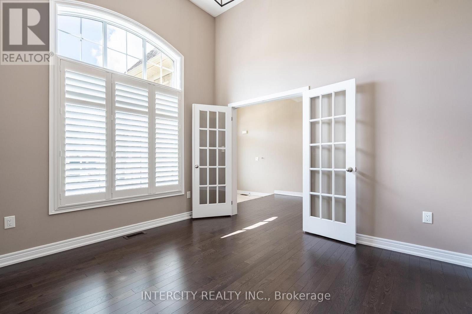6 Flay Court, Innisfil (Cookstown), Ontario  L0L 1L0 - Photo 20 - N13578602