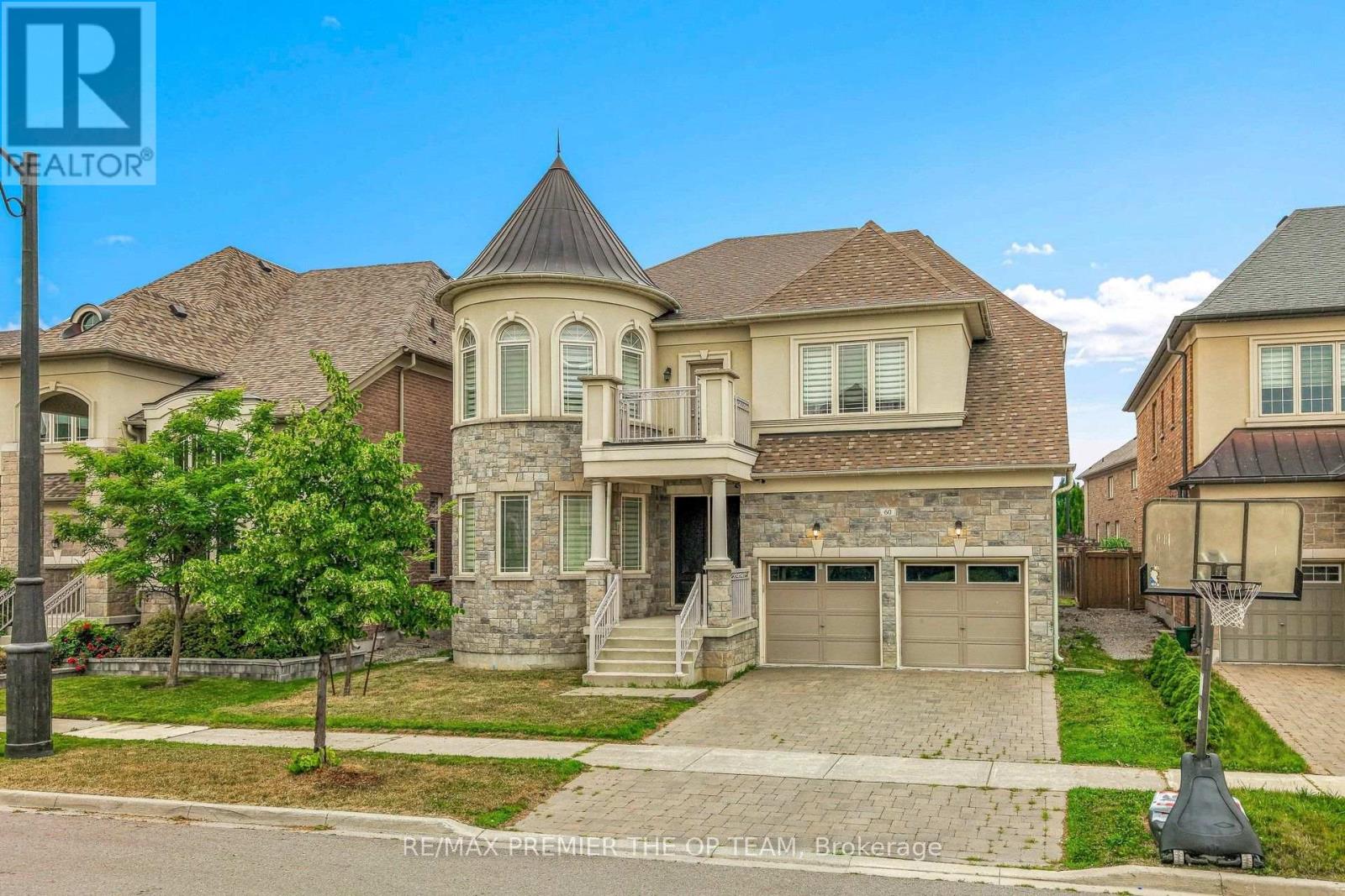 60 Chesney Crescent, Vaughan, Ontario  L4H 4A5 - Photo 2 - N13578806