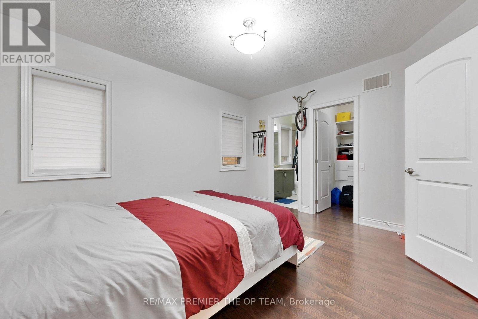 60 Chesney Crescent, Vaughan, Ontario  L4H 4A5 - Photo 24 - N13578806