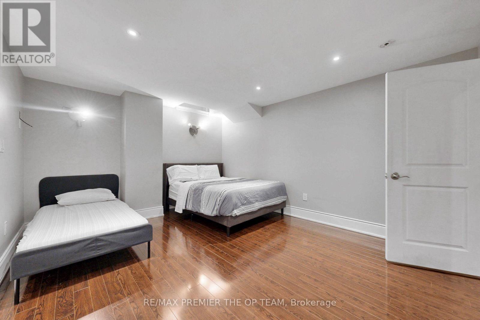 60 Chesney Crescent, Vaughan, Ontario  L4H 4A5 - Photo 36 - N13578806