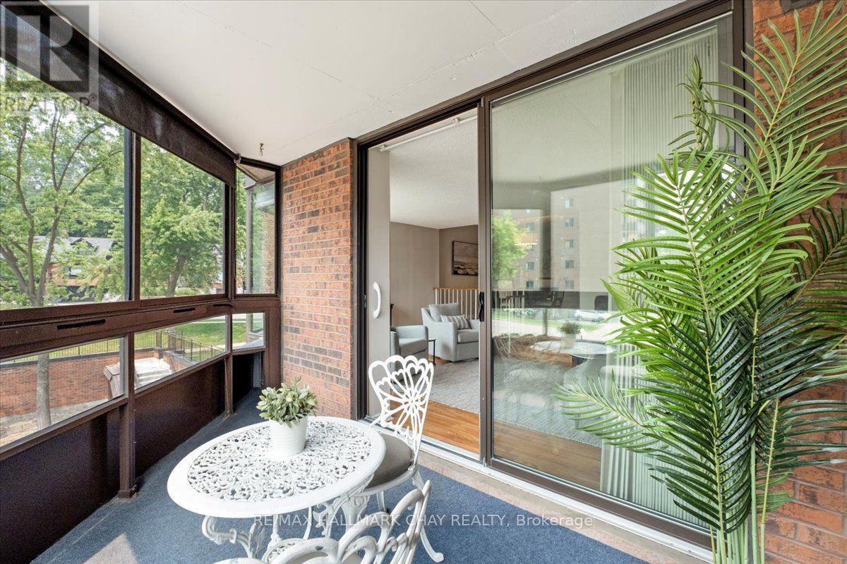 202 - 181 Collier Street, Barrie, Ontario L4M 5L6 - Photo 29 - S13578628