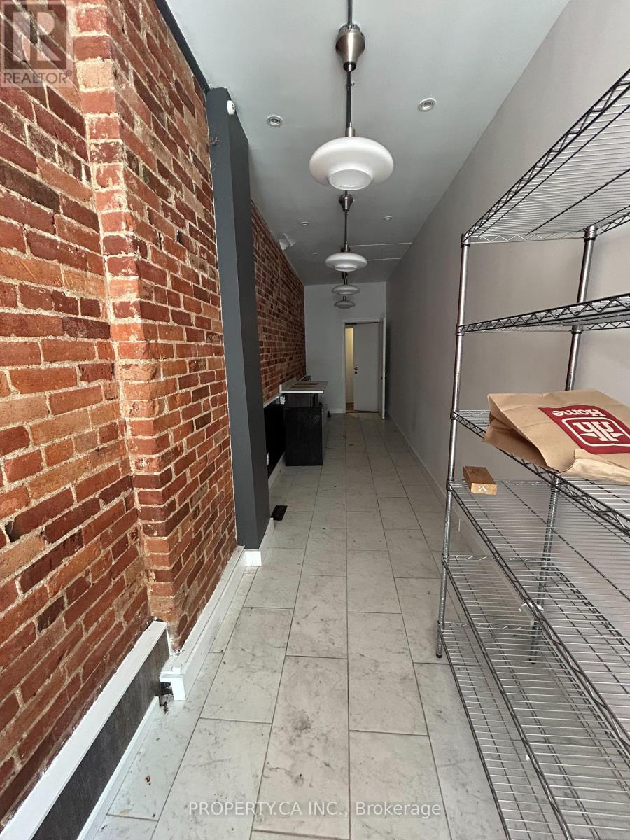 17 West Street S, Orillia, Ontario L3V 5G2 - Photo 6 - S13578760