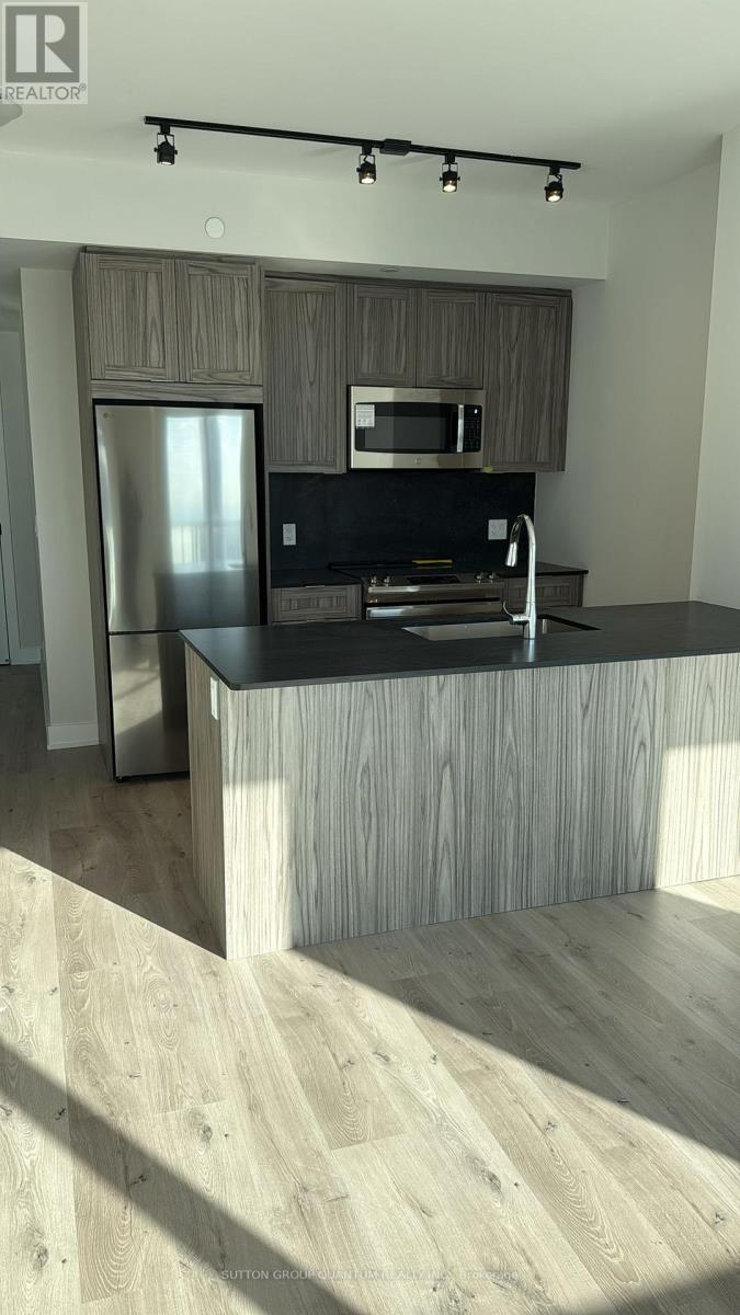 3103 - 430 SQUARE ONE DRIVE - Photo 2