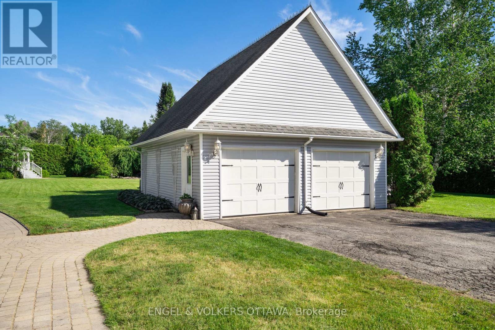 2410 Concession Road, North Grenville, Ontario  K0G 1J0 - Photo 39 - X13463390