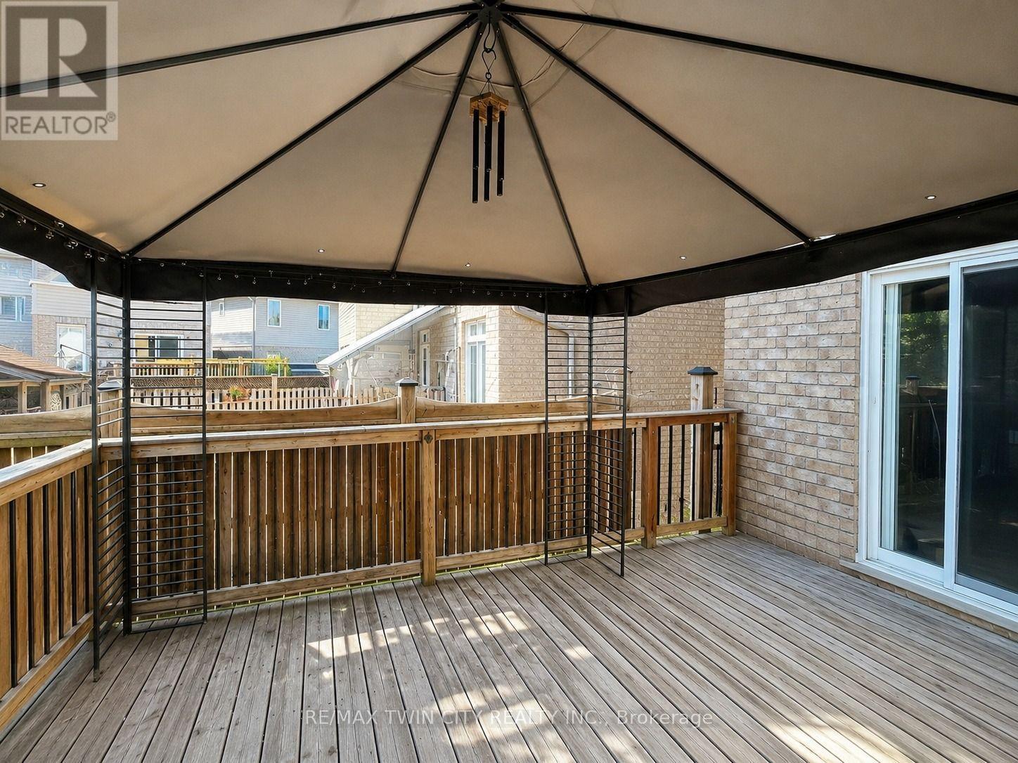 Upper - 72 Newcastle Drive, Kitchener, Ontario N2R 1X2 - Photo 32 - X13578772