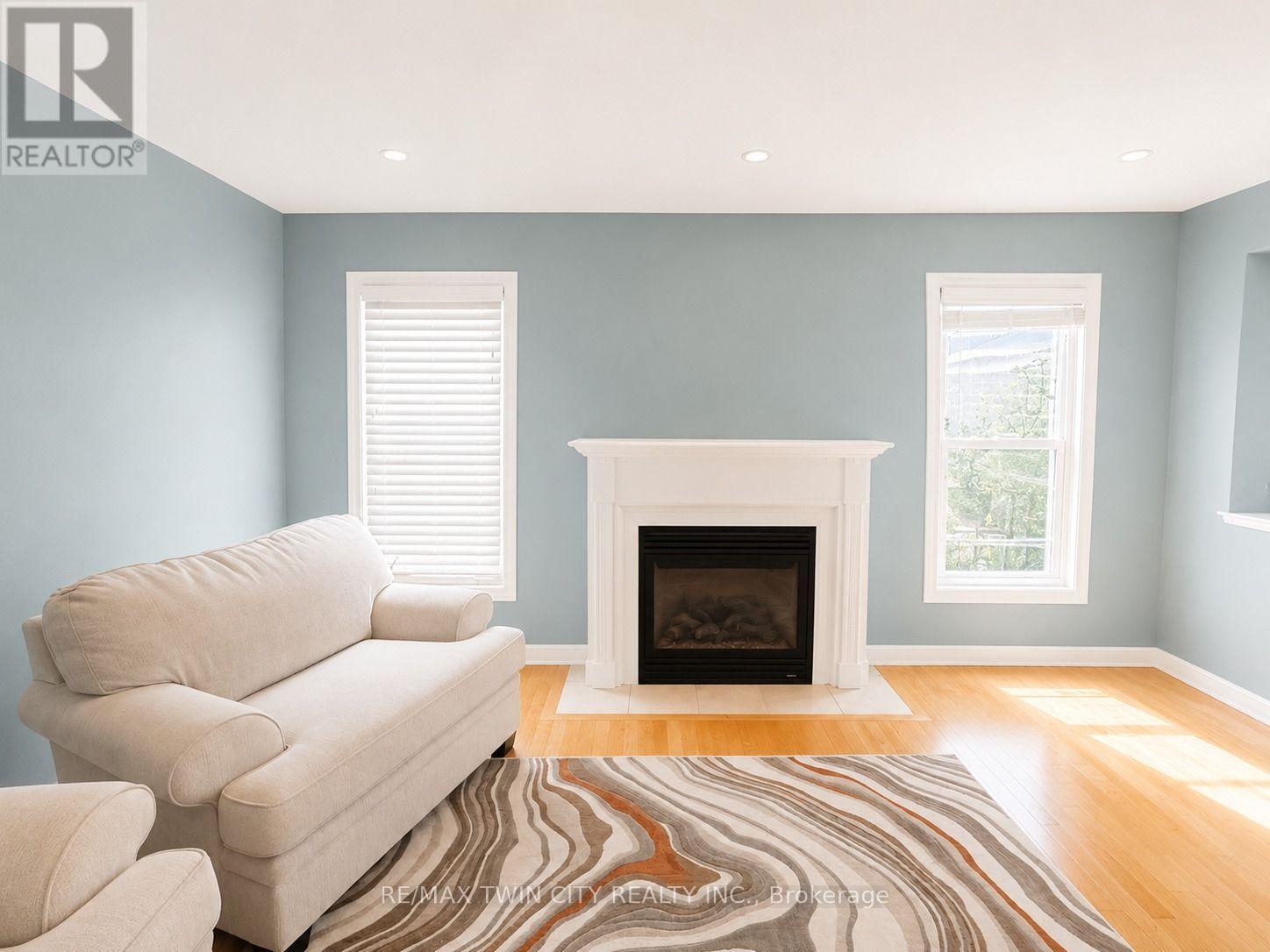 Upper - 72 Newcastle Drive, Kitchener, Ontario N2R 1X2 - Photo 6 - X13578772
