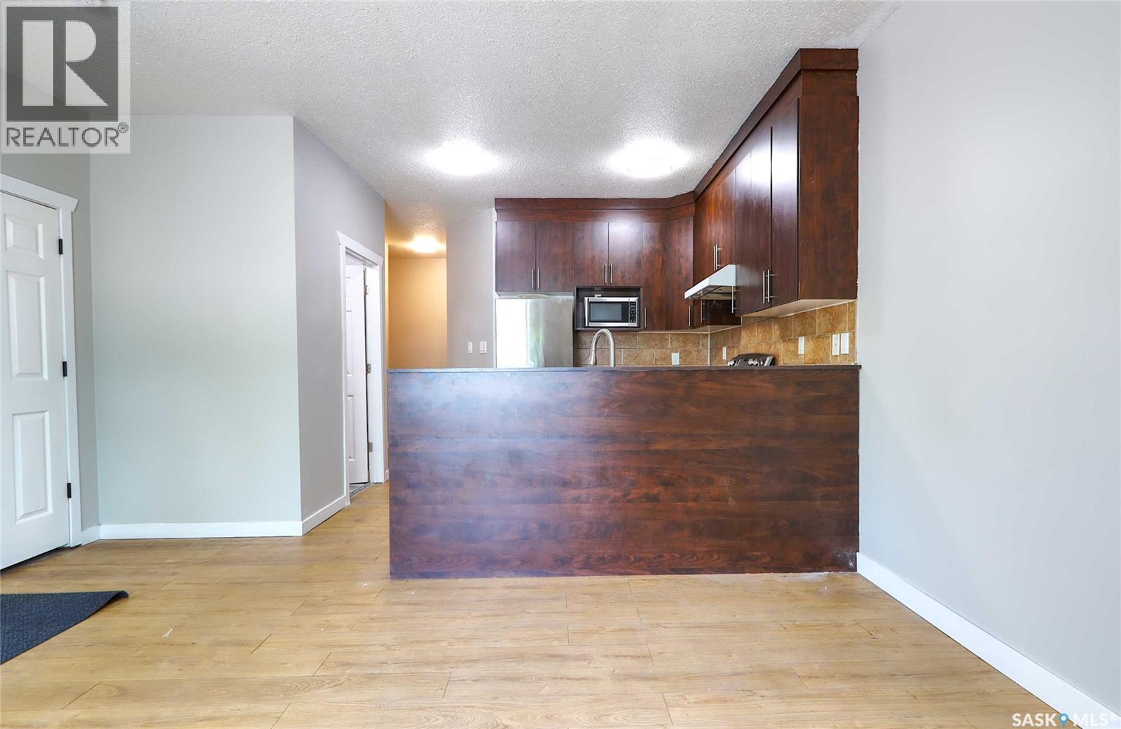 741 Garnet Street, Regina, Saskatchewan  S4T 2X2 - Photo 5 - SK042947