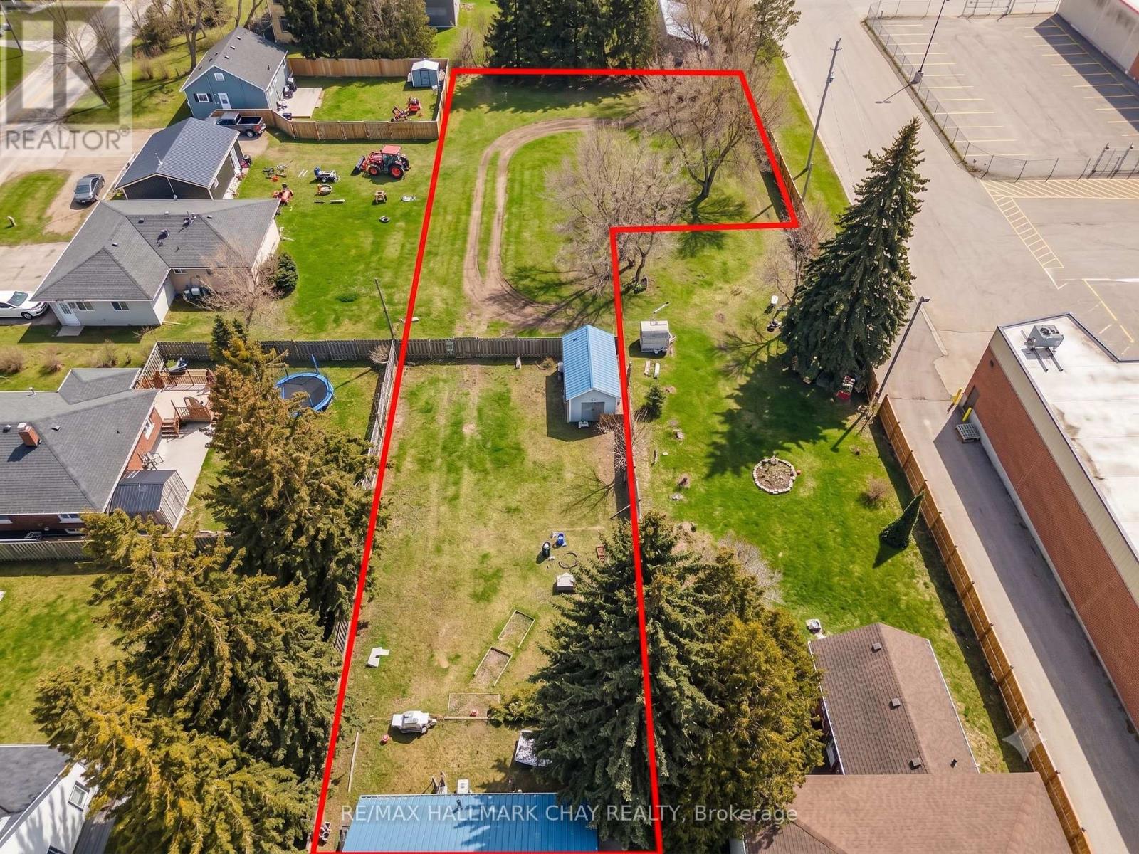 415 Main Street N, Wellington North, Ontario  N0G 2L1 - Photo 9 - X13573586