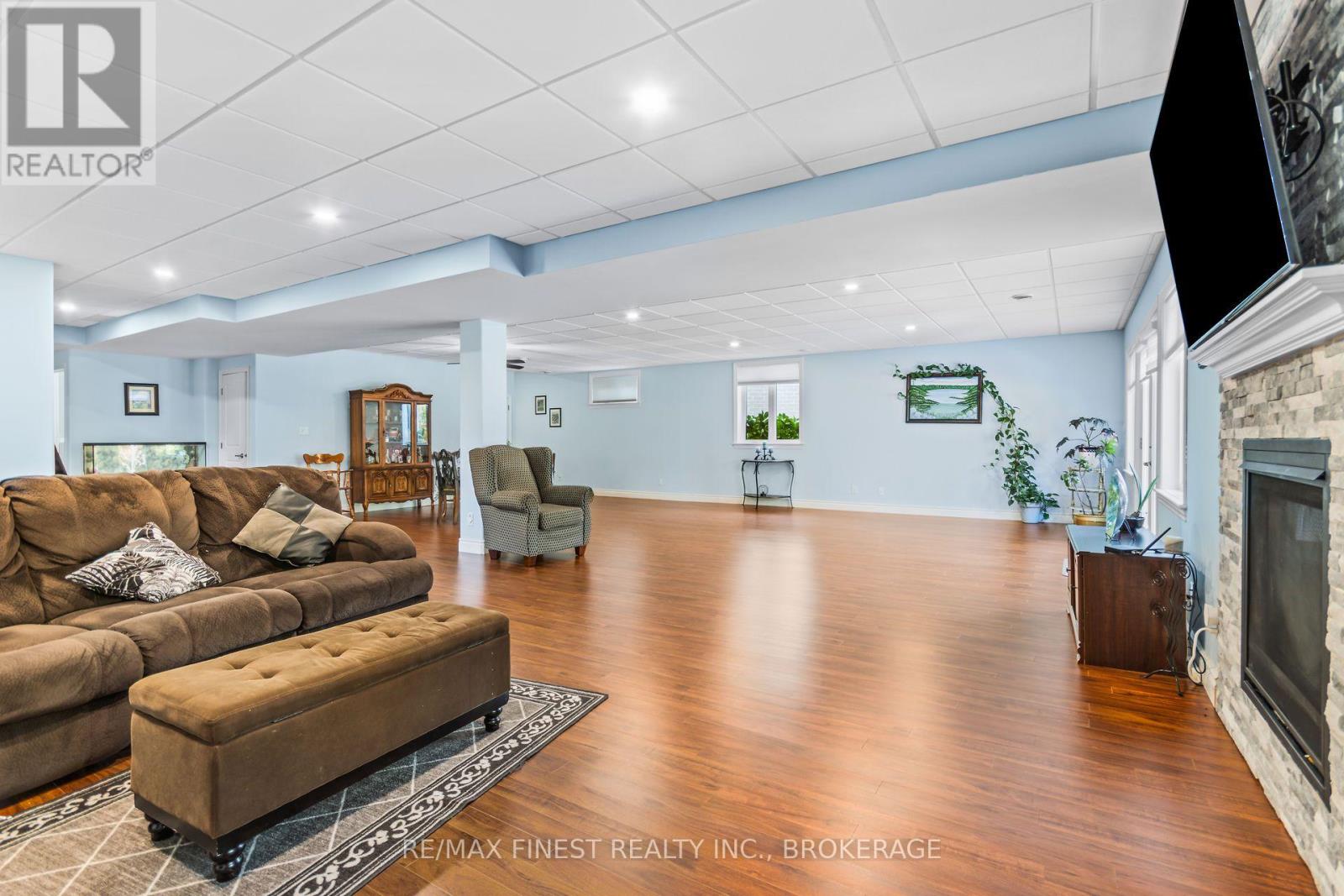 206 Pauline Tom Avenue, Kingston, Ontario  K7K 0G1 - Photo 32 - X13578904