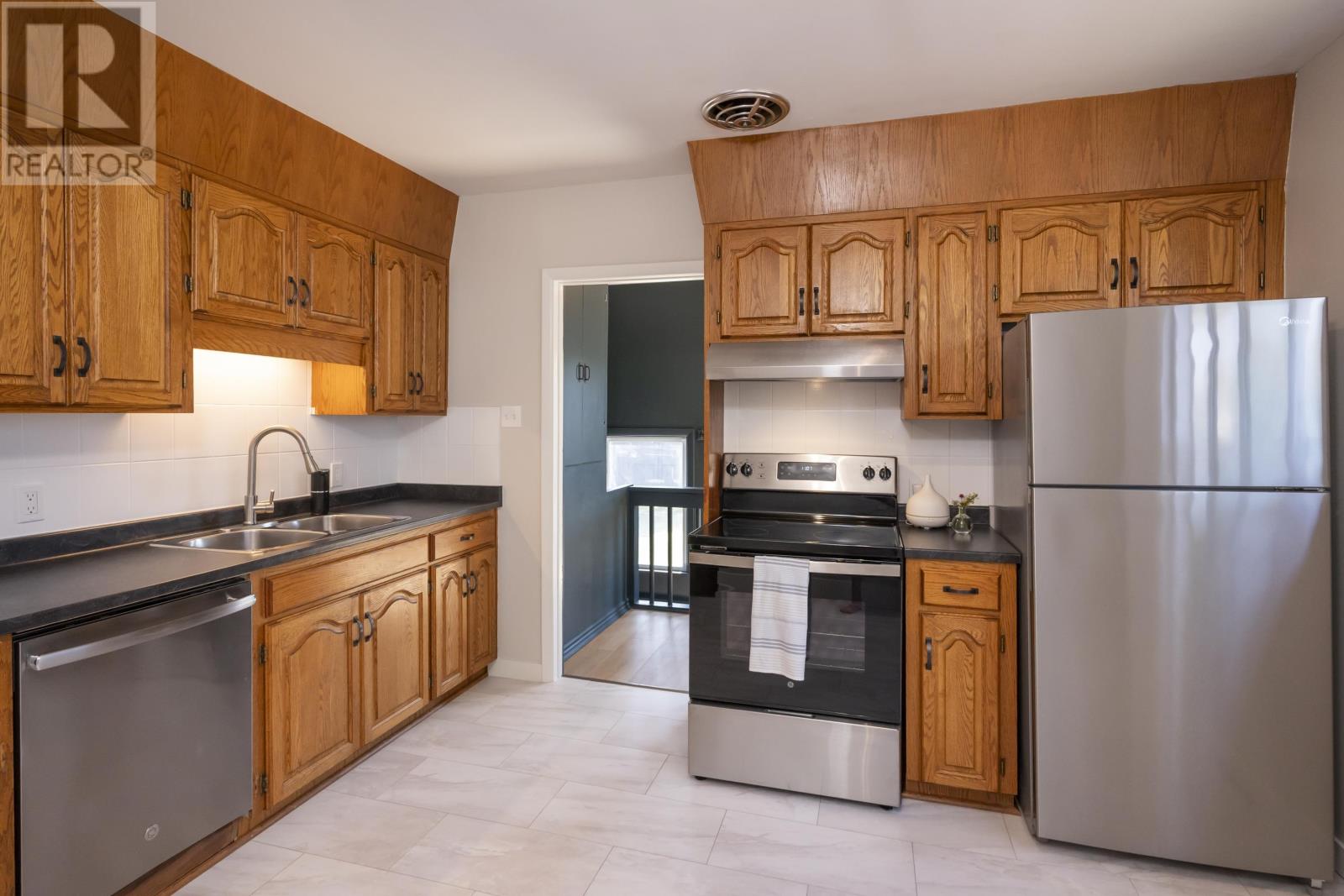 317 Rockwood Ave., Thunder Bay, Ontario  P7B 4K8 - Photo 11 - TB2601884