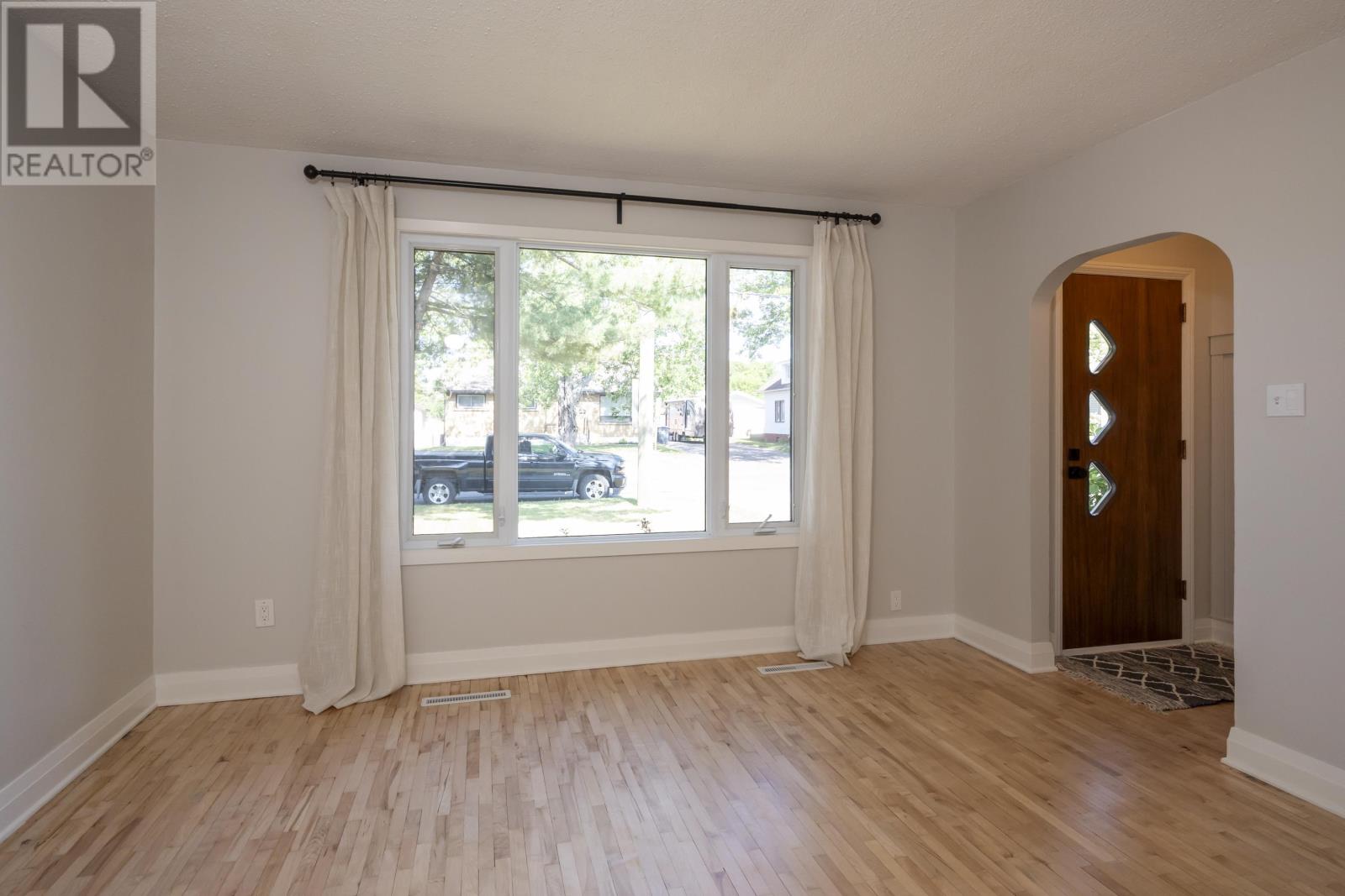 317 Rockwood Ave., Thunder Bay, Ontario  P7B 4K8 - Photo 5 - TB2601884