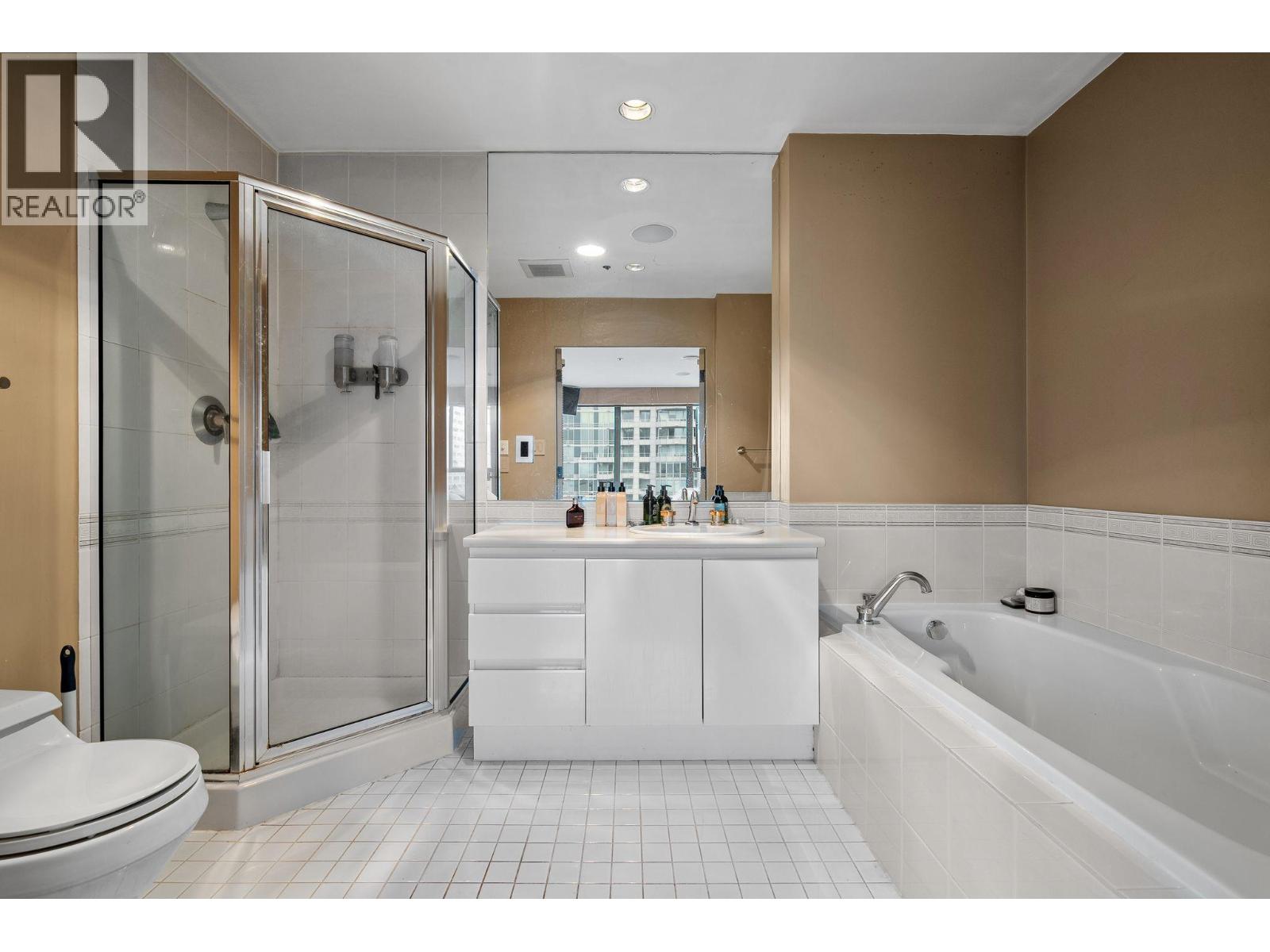 2302 1000 Beach Avenue, Vancouver, British Columbia  V6E 4M2 - Photo 25 - R3147508