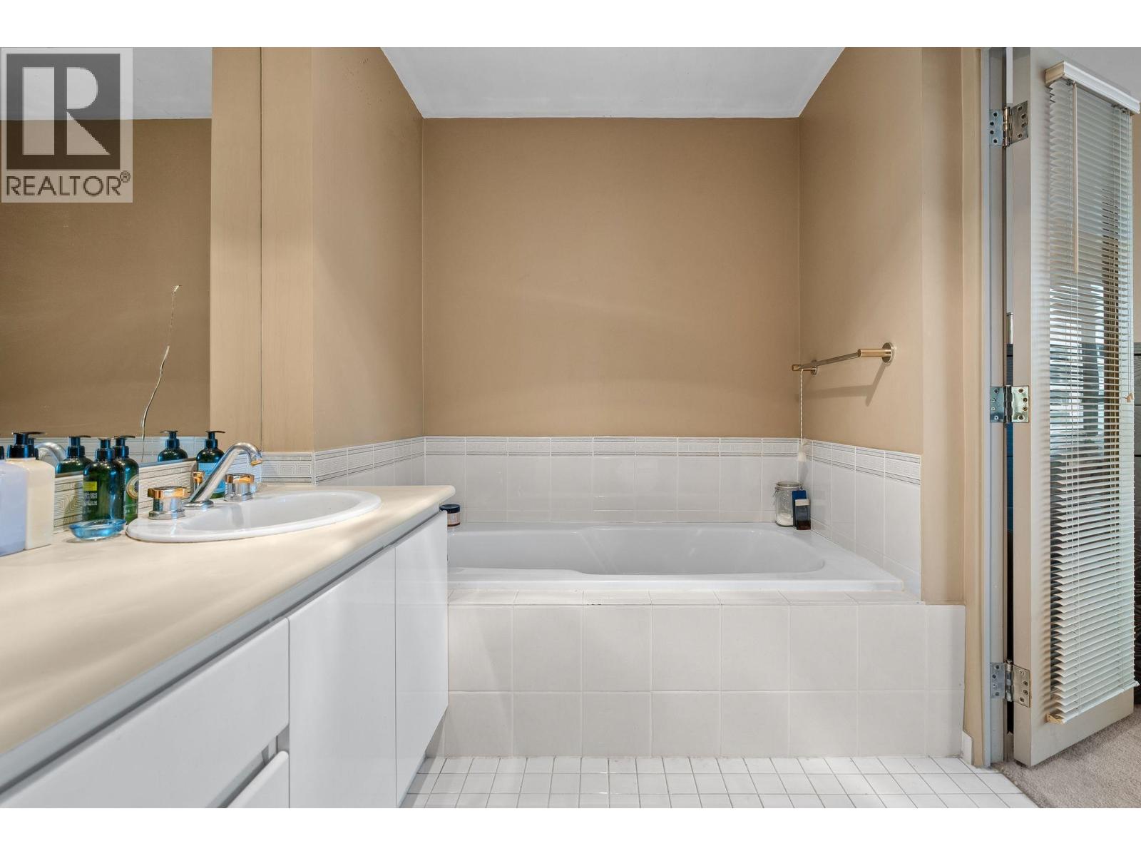 2302 1000 Beach Avenue, Vancouver, British Columbia  V6E 4M2 - Photo 26 - R3147508