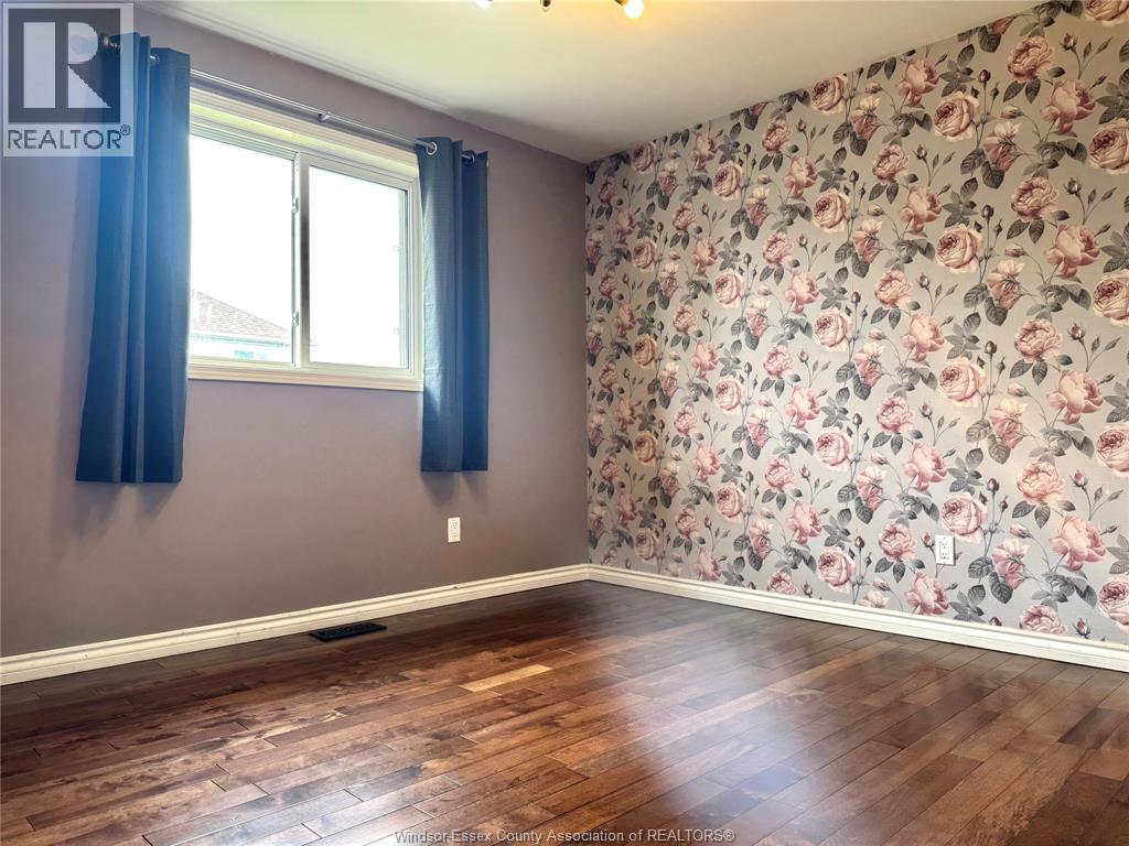 1011 Silverdale Drive, Windsor, Ontario  N9G 2R8 - Photo 7 - 26017327