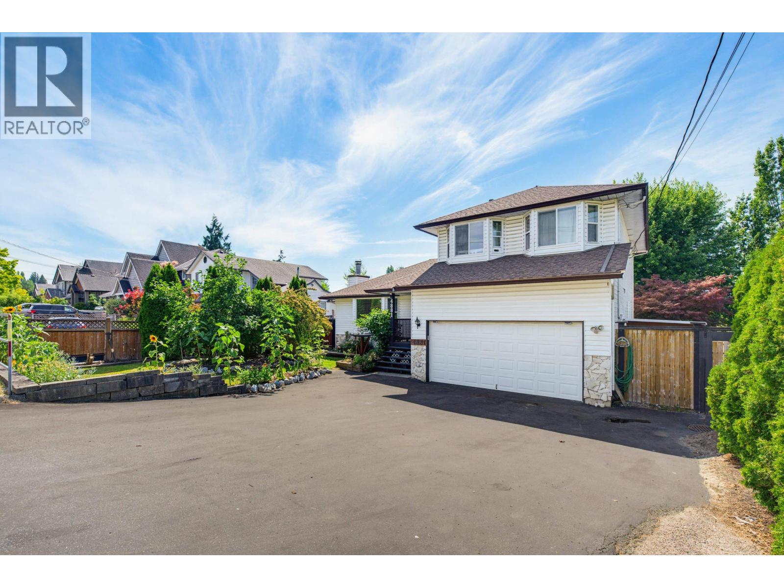 4881 216 Street, Langley, British Columbia V3A 2M8 - Photo 2 - R3147325