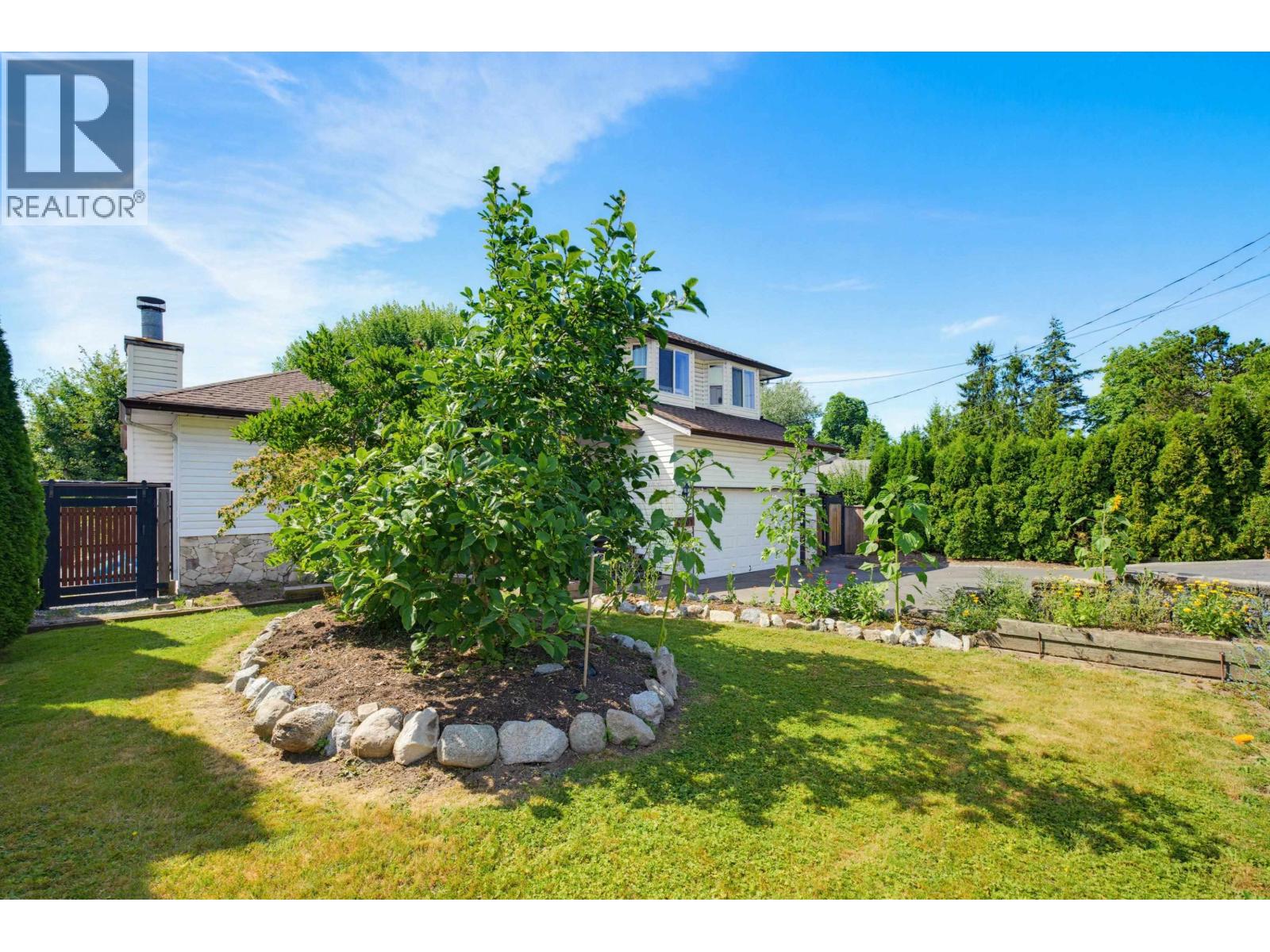 4881 216 Street, Langley, British Columbia V3A 2M8 - Photo 3 - R3147325