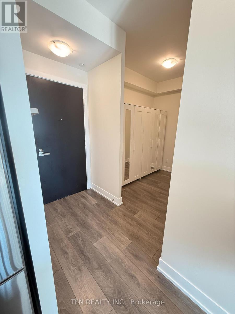 612 - 9471 Yonge Street W, Richmond Hill, Ontario  L4C 1V4 - Photo 2 - N13578836