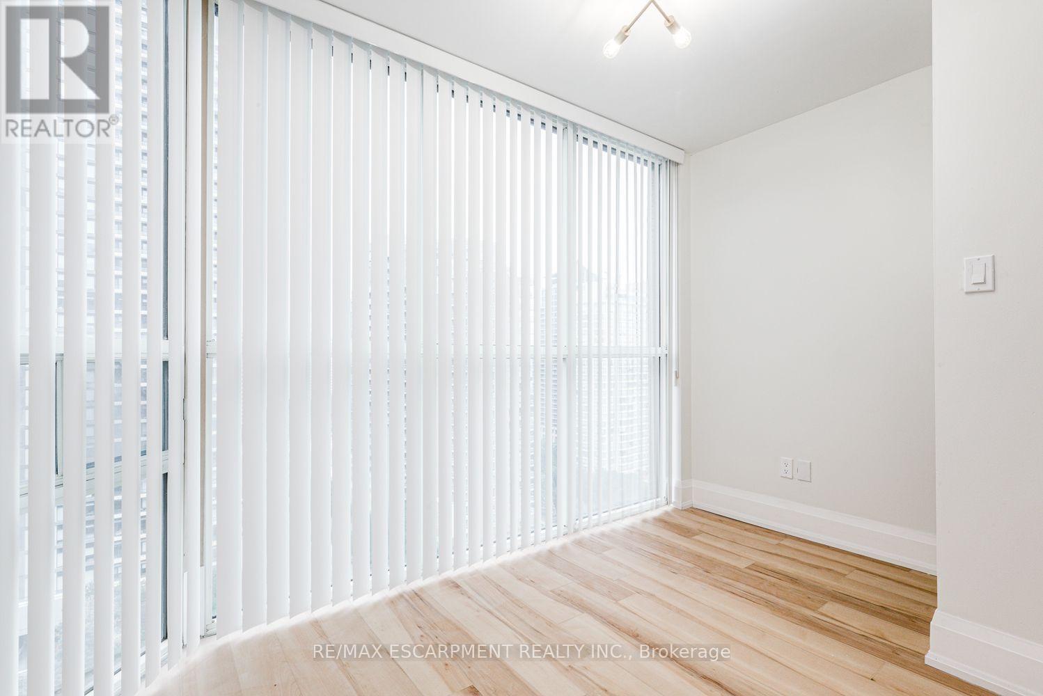 1603 - 285 Enfield Place, Mississauga, Ontario L5B 3Y6 - Photo 13 - W13578832
