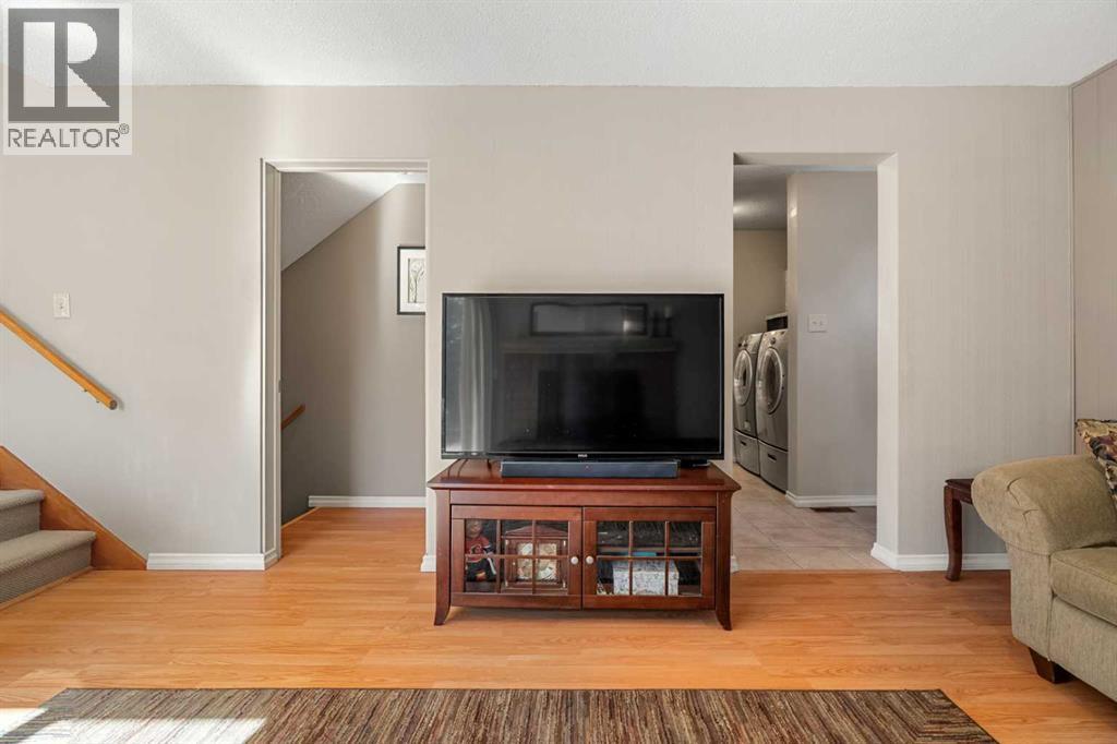 1102 Lake Christina Way SE, Calgary, Alberta  T2J 2R3 - Photo 18 - A2323564