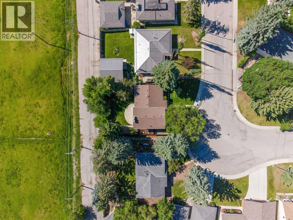 1102 Lake Christina Way SE, Calgary, Alberta  T2J 2R3 - Photo 44 - A2323564
