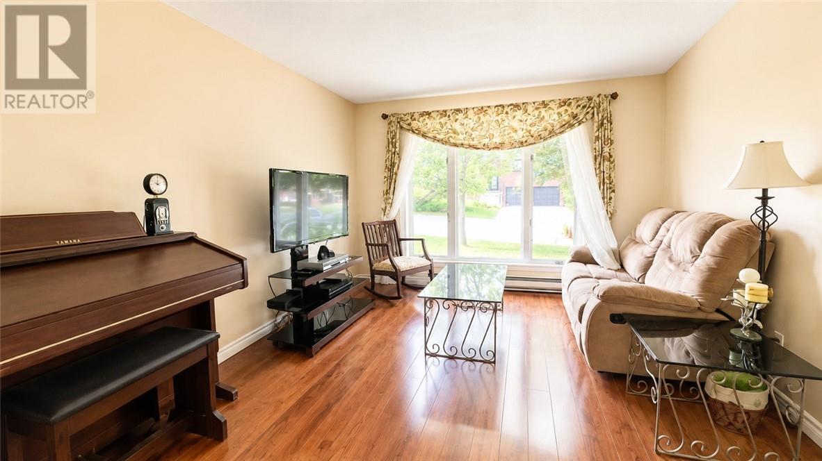 781 Grandview, Sudbury, Ontario  P3A 4Z8 - Photo 7 - 2128521