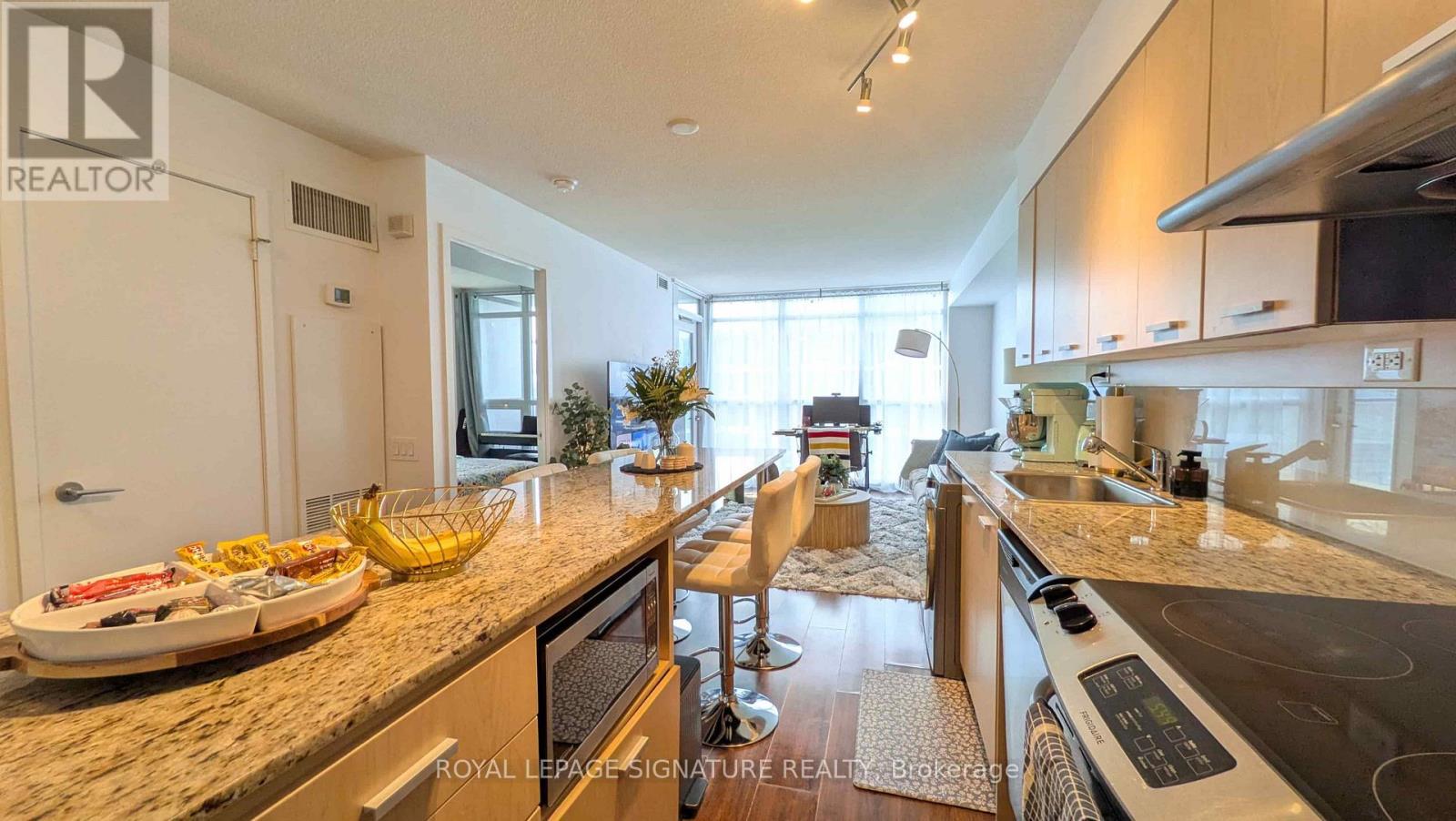 1212 - 19 Singer Court, Toronto, Ontario  M2K 0B2 - Photo 5 - C13577616