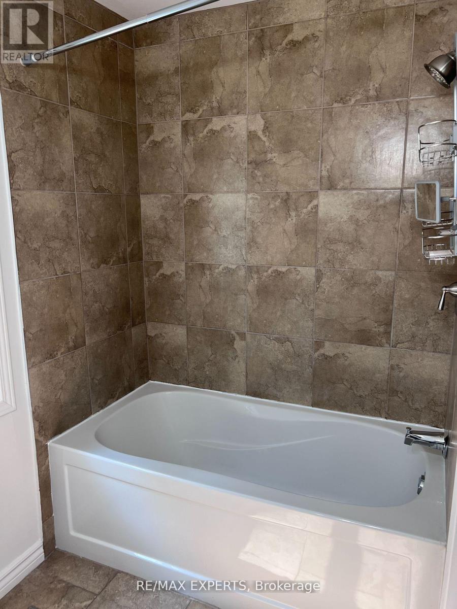 103 Guthrie Crescent, Whitby, Ontario  L1P 1A6 - Photo 23 - E13512508