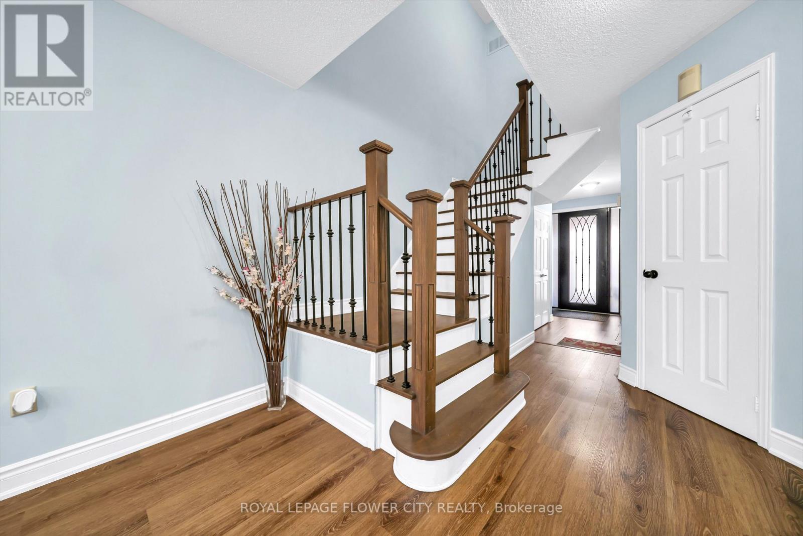 15d View Green Crescent, Toronto, Ontario  M9W 7E1 - Photo 10 - W13056788