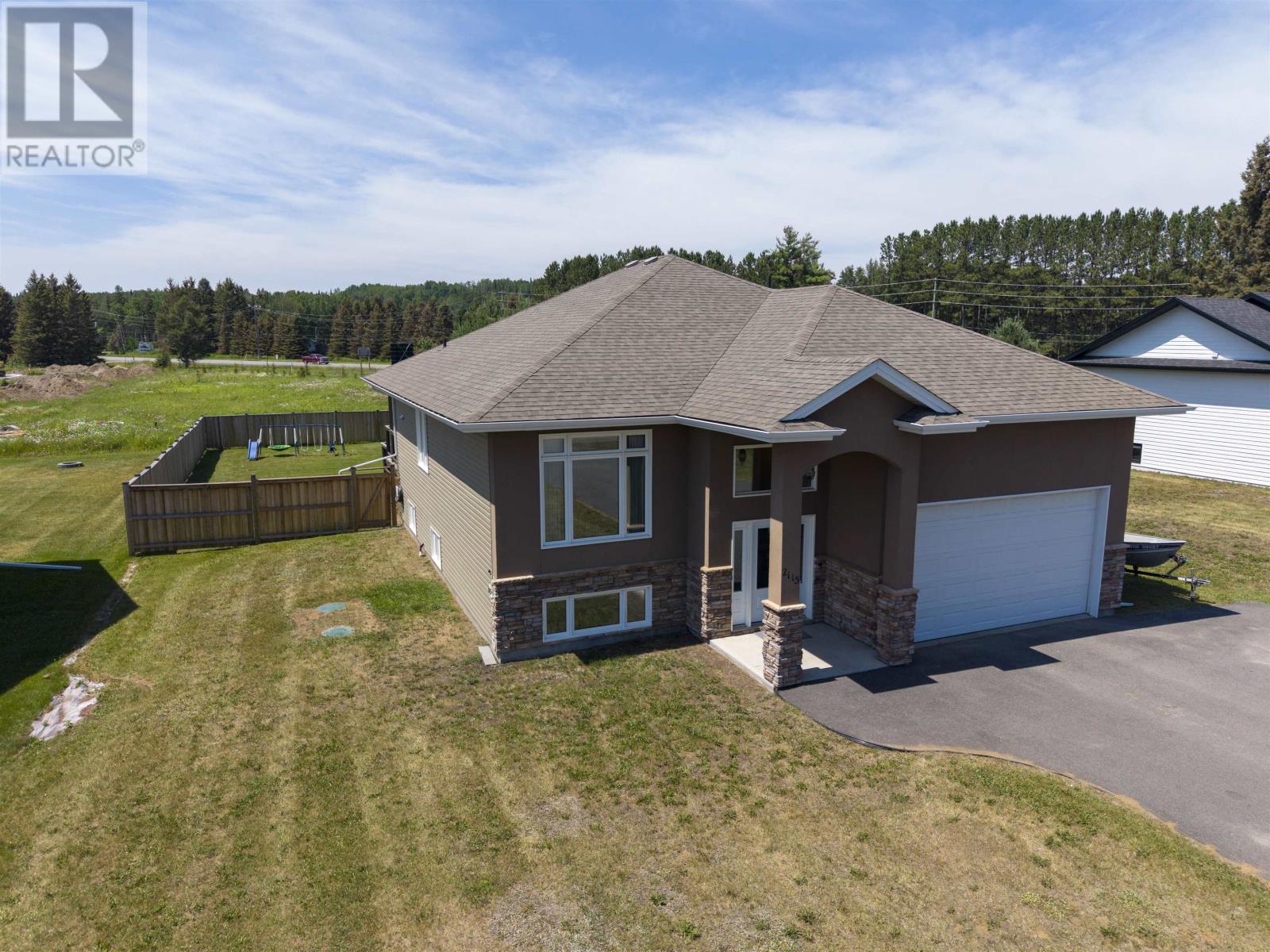 2115 15th Side Rd S, Thunder Bay, Ontario  P7J 1E2 - Photo 2 - TB2601835