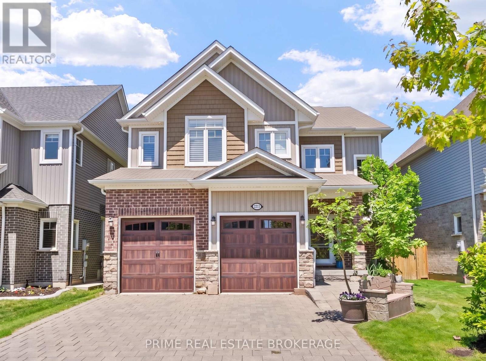 2211 SPRINGRIDGE DRIVE, London North, Ontario