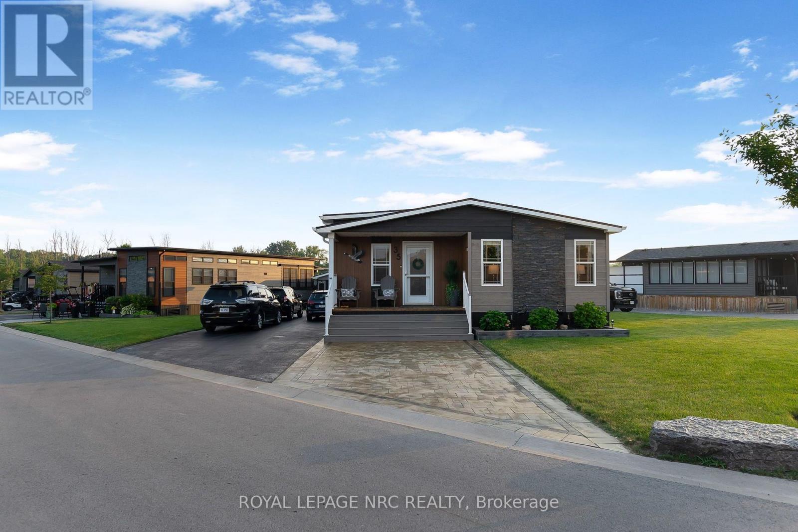 35 QUARRY MEADOWS, Port Colborne, Ontario