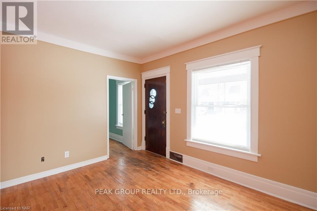 4747 Fourth Avenue, Niagara Falls, Ontario L2E 4N9 - Photo 12 - X13578940
