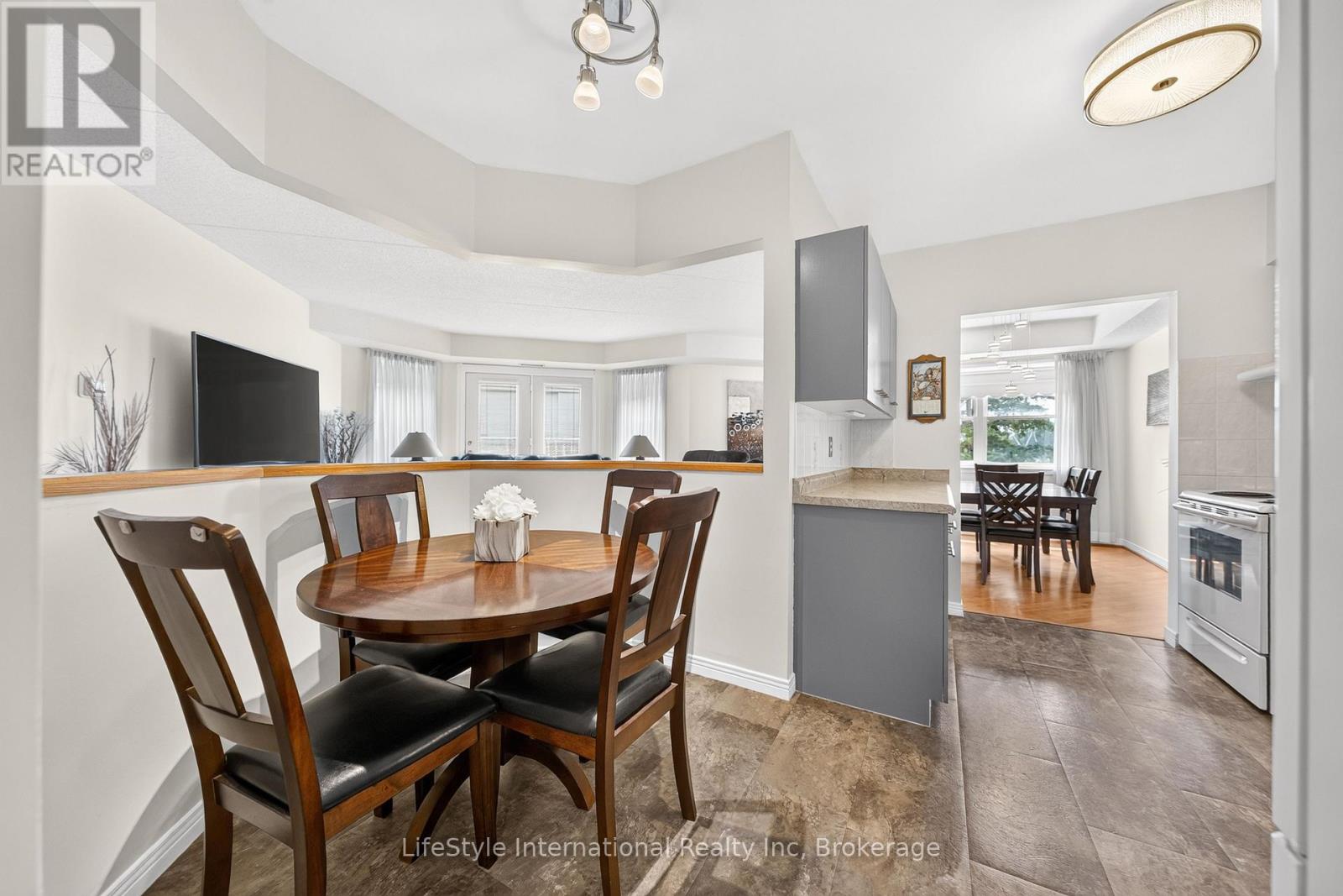 210 - 208 Silvercreek Parkway N, Guelph, Ontario  N1H 8H2 - Photo 11 - X13579018