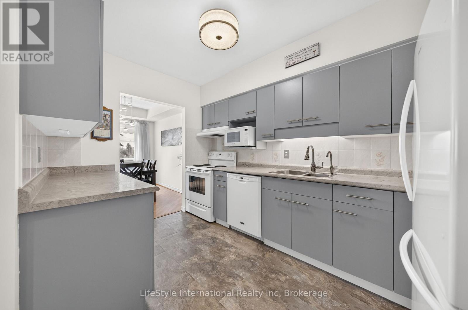 210 - 208 Silvercreek Parkway N, Guelph, Ontario  N1H 8H2 - Photo 12 - X13579018