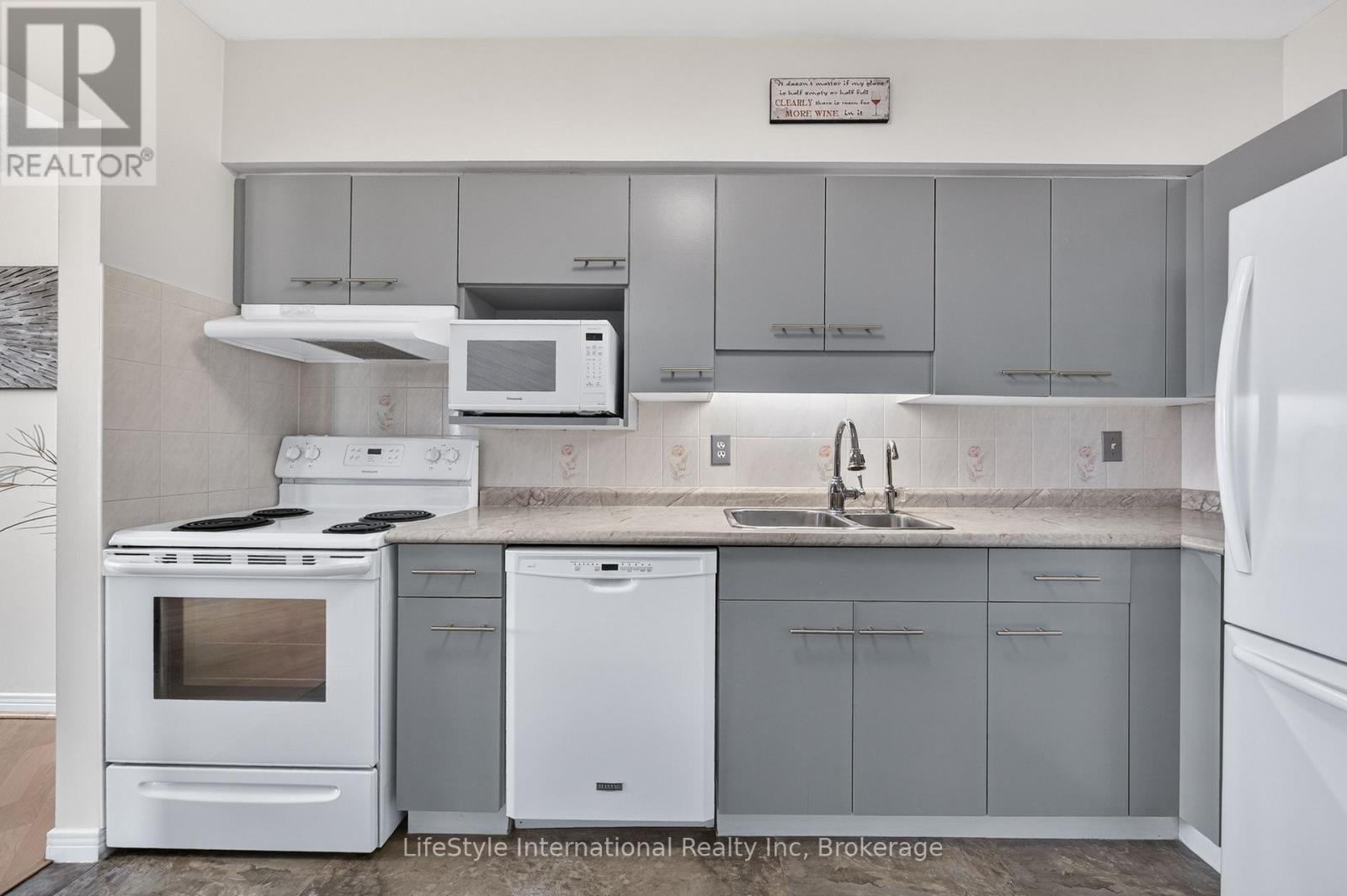 210 - 208 Silvercreek Parkway N, Guelph, Ontario  N1H 8H2 - Photo 17 - X13579018
