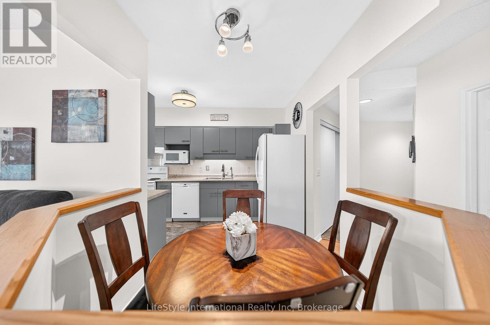 210 - 208 Silvercreek Parkway N, Guelph, Ontario  N1H 8H2 - Photo 7 - X13579018