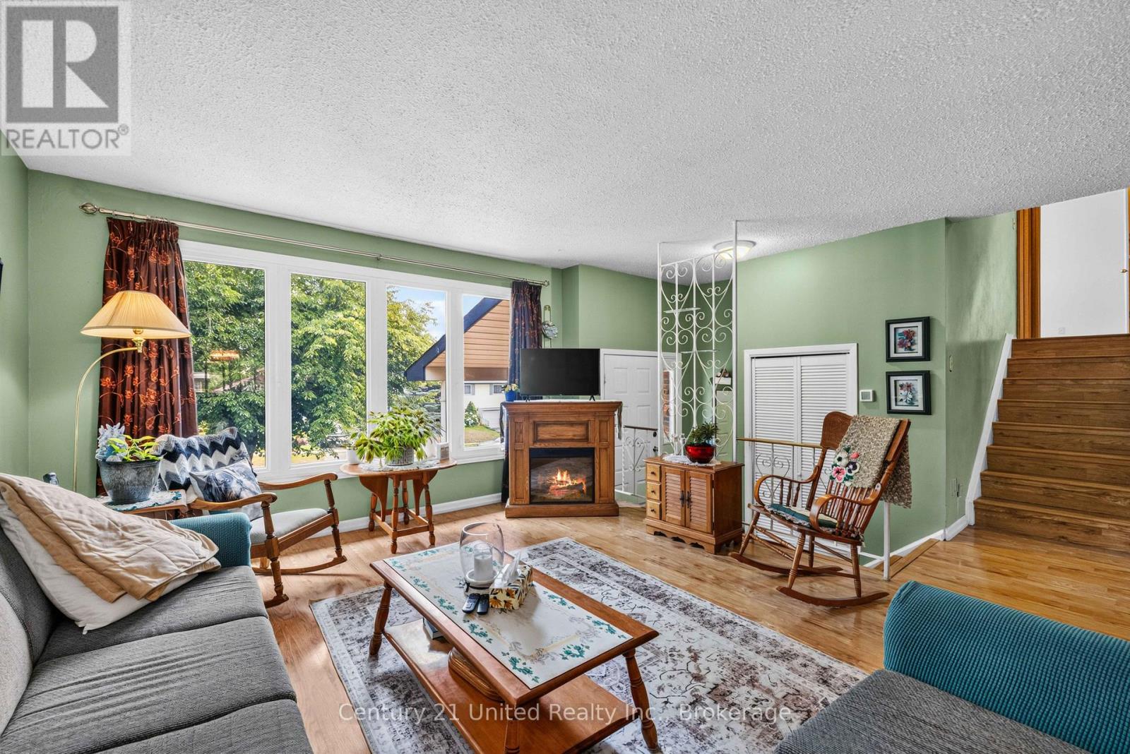 941 Golfview Road, Peterborough, Ontario  K9J 7W2 - Photo 3 - X13579002