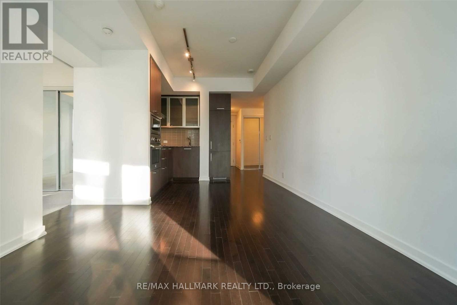 2810 - 14 York Street, Toronto, Ontario  M5J 0B1 - Photo 4 - C13579076