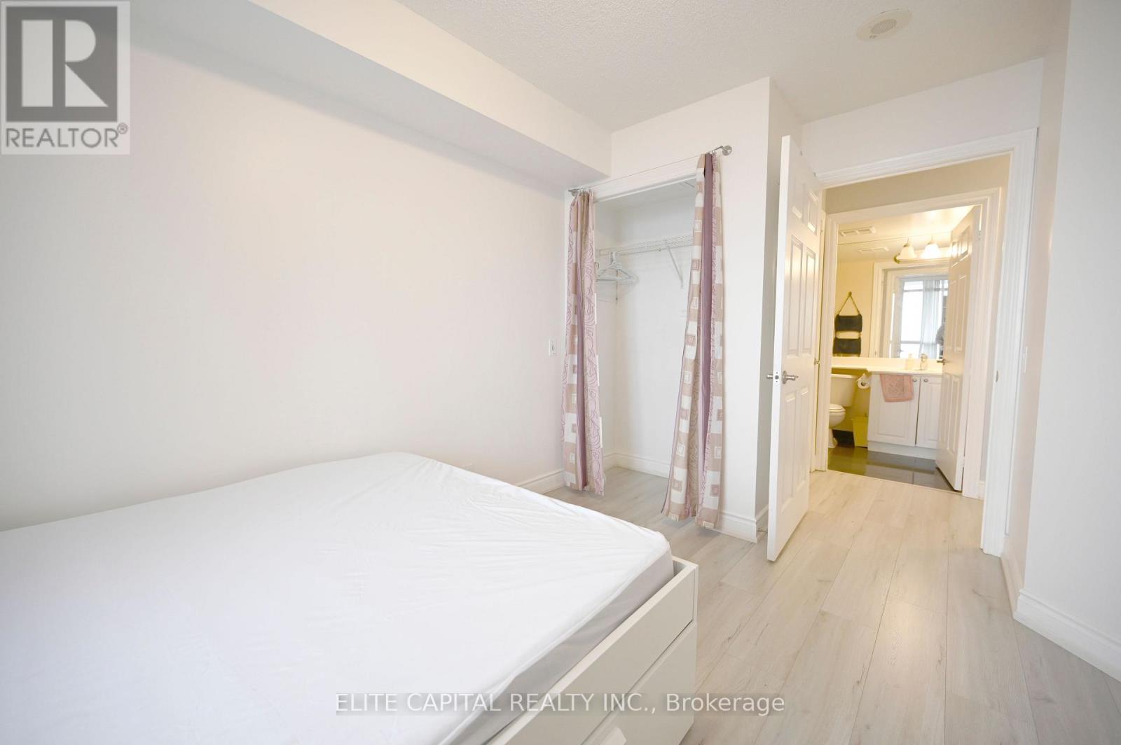 2004 - 78 Harrison Garden Boulevard, Toronto, Ontario  M2N 7E2 - Photo 11 - C13579126